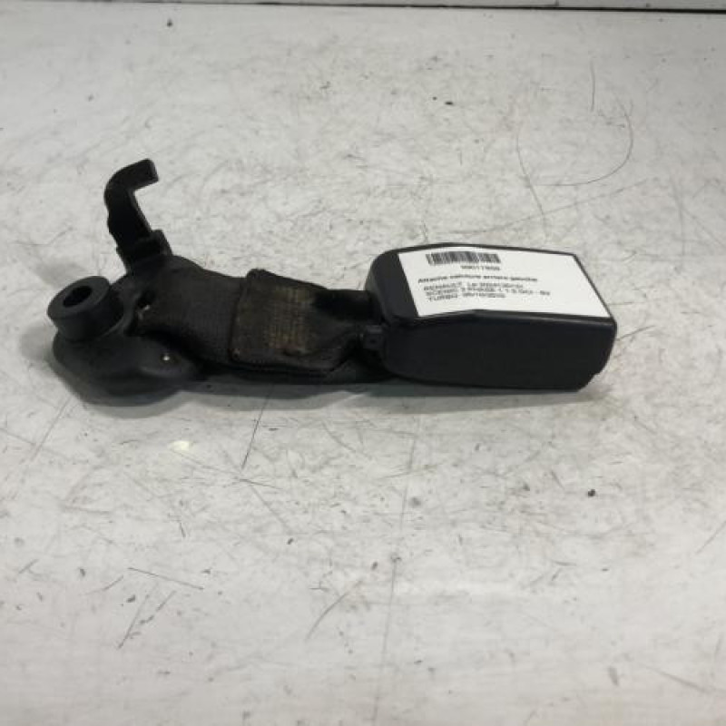 Attache ceinture arriere gauche RENAULT SCENIC 3