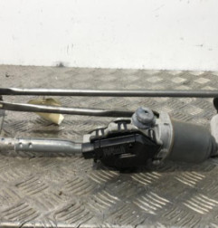 Moteur essuie glace avant TOYOTA VERSO Photo n°1
