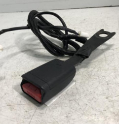 Attache ceinture avant droit TOYOTA YARIS 3