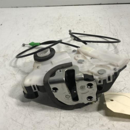 Serrure avant gauche TOYOTA YARIS 3