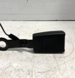 Attache ceinture arriere gauche TOYOTA VERSO Photo n°3