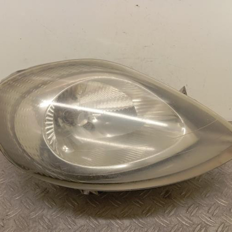 Optique avant principal droit (feux)(phare) RENAULT TRAFIC 2