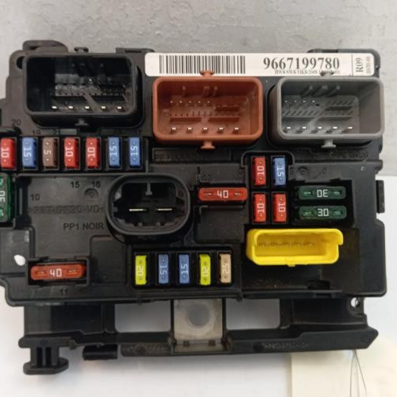 Boitier servitude moteur (BSM) PEUGEOT 207