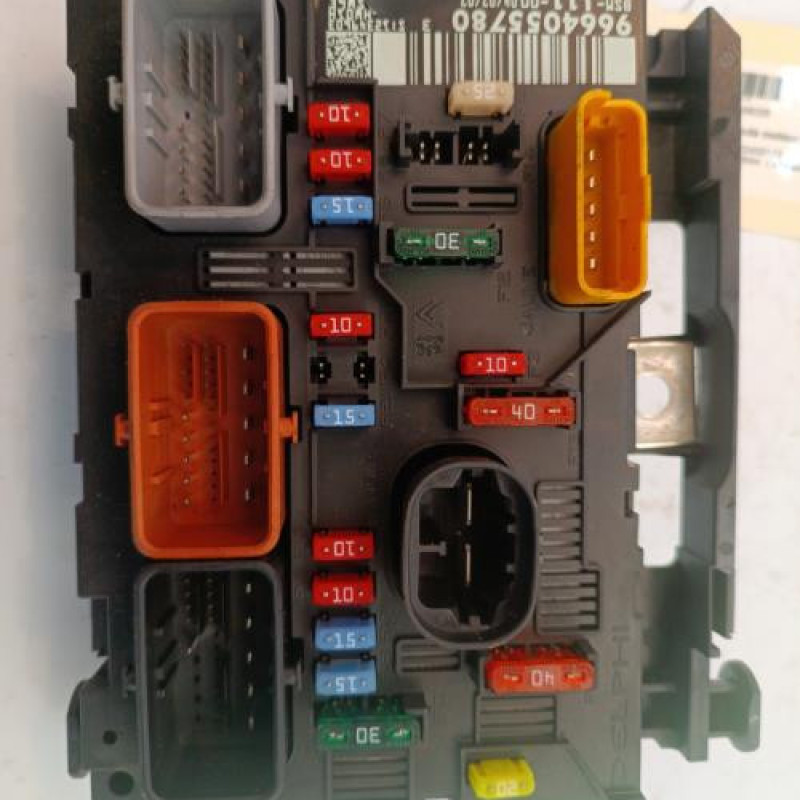 Boitier servitude moteur (BSM) PEUGEOT 207