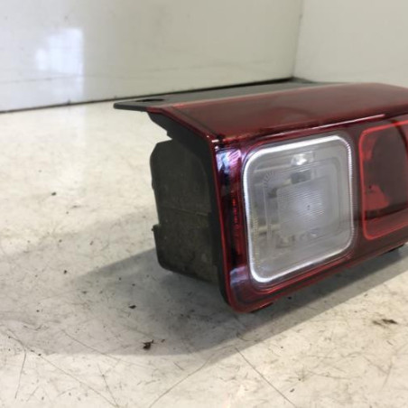 Feu de pare choc arriere droit NISSAN PRIMASTAR 2