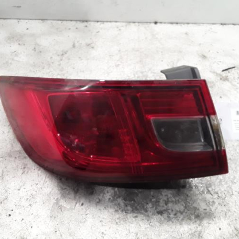 Feu arriere principal gauche (feux) RENAULT CLIO 4 Feu arriere principal gauche (feux) RENAULT CLIO 4