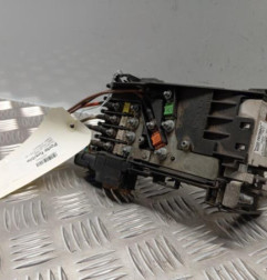 Porte fusible PEUGEOT 3008 1