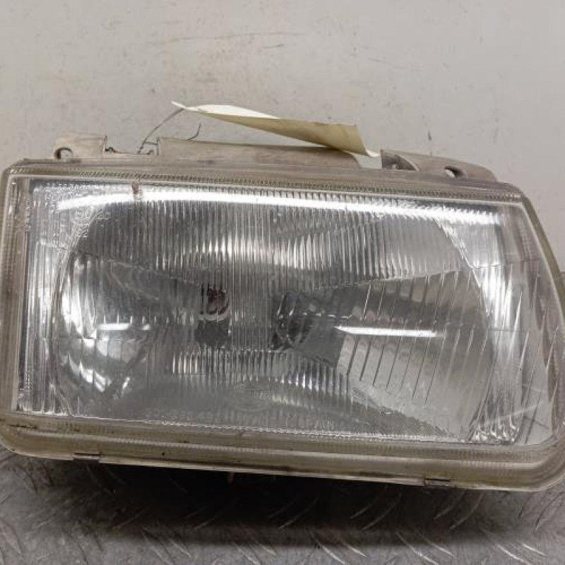 Optique avant principal droit (feux)(phare) VOLKSWAGEN POLO 3