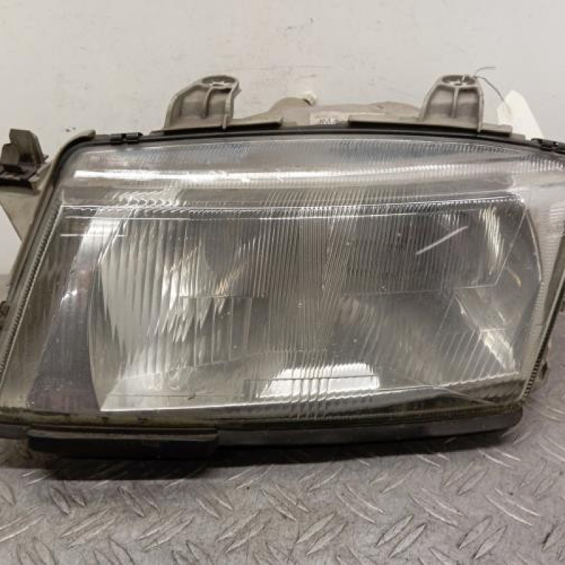 Optique avant principal gauche (feux)(phare) SAAB 9.3 1