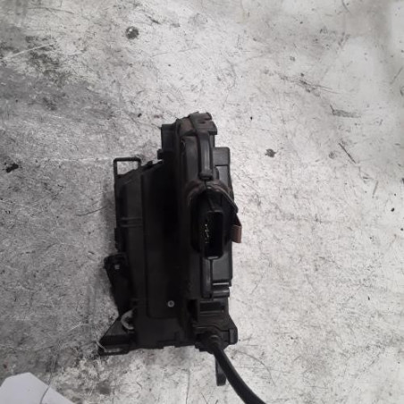 Serrure avant droit RENAULT CLIO 4