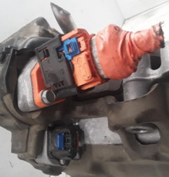 Compresseur clim RENAULT MEGANE 5 Photo n°4