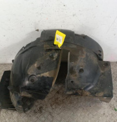 Pare boue avant droit OPEL VIVARO 1