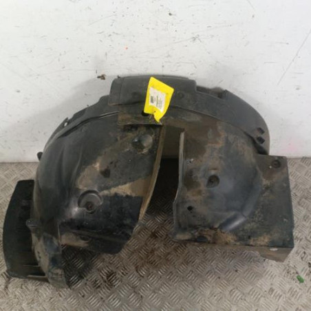 Pare boue avant droit OPEL VIVARO 1
