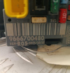 Boitier servitude moteur (BSM) PEUGEOT 308 1