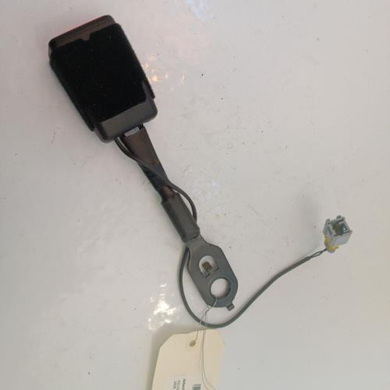 Attache ceinture avant droit PEUGEOT 2008 1