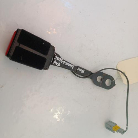 Attache ceinture avant droit PEUGEOT 2008 1