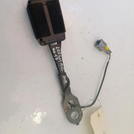 Attache ceinture avant gauche PEUGEOT 2008 1