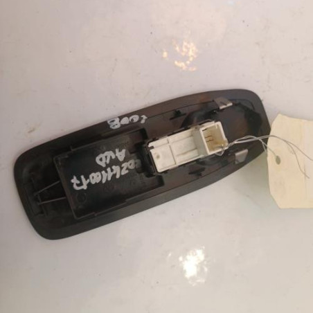 Interrupteur de leve vitre avant droit PEUGEOT 2008 1