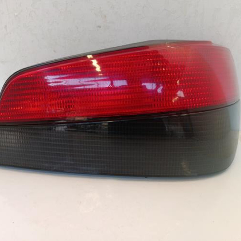 Feu arriere principal droit (feux) PEUGEOT 306 Feu arriere principal droit (feux) PEUGEOT 306
