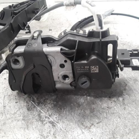 Serrure avant droit PEUGEOT 3008 2