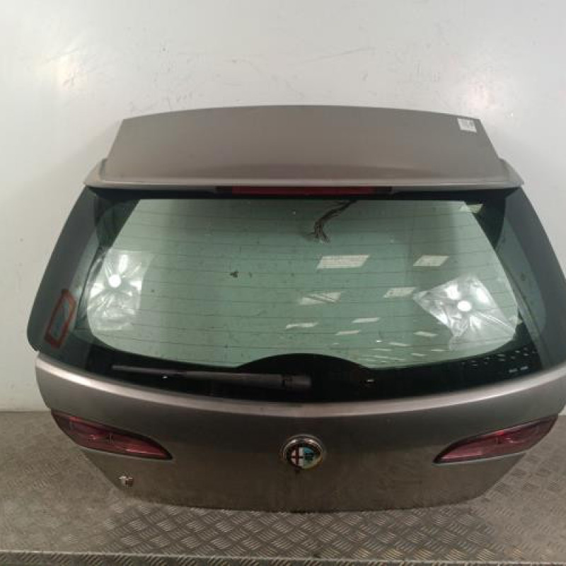 Malle/Hayon arriere ALFA ROMEO 159 Malle/Hayon arriere ALFA ROMEO 159