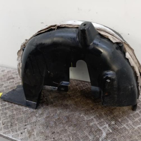 Pare boue arriere gauche PEUGEOT 2008 1