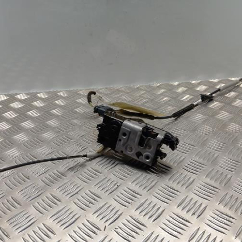 Serrure arriere droit PEUGEOT 2008 1 Serrure arriere droit PEUGEOT 2008 1