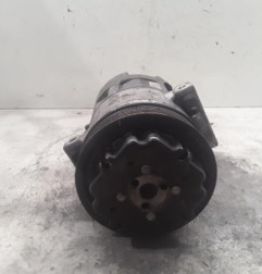 Compresseur clim OPEL CORSA D Photo n°1