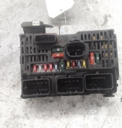 Boitier servitude moteur (BSM) PEUGEOT 407 Photo n°1