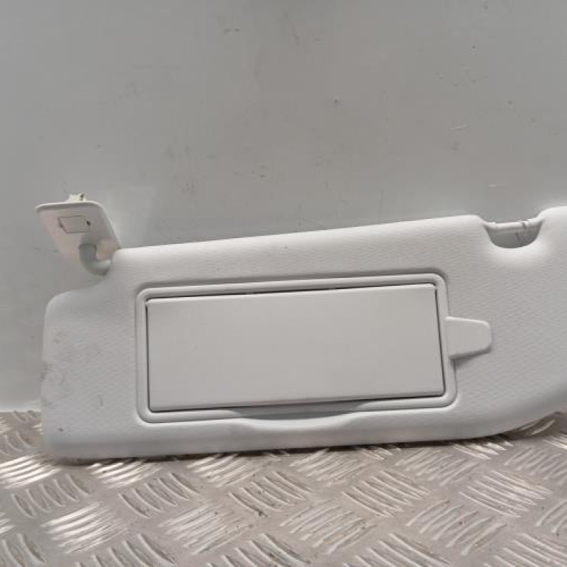 Pare soleil gauche PEUGEOT 2008 1
