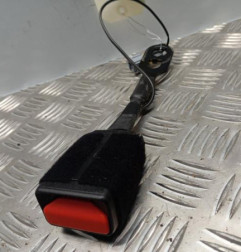 Attache ceinture avant droit PEUGEOT 2008 1 Photo n°3