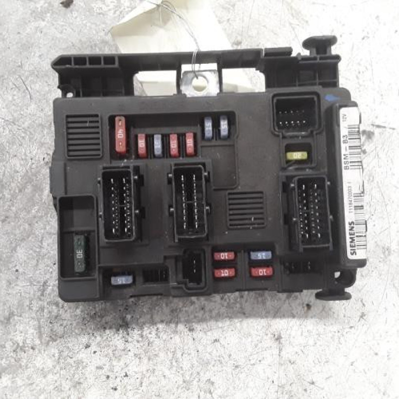 Boitier servitude moteur (BSM) PEUGEOT 206 Boitier servitude moteur (BSM) PEUGEOT 206