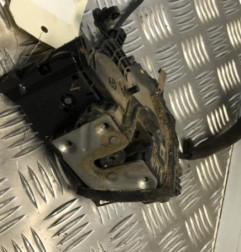 Serrure arriere droit RENAULT CAPTUR 1