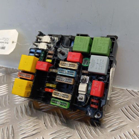Porte fusible PEUGEOT 2008 1