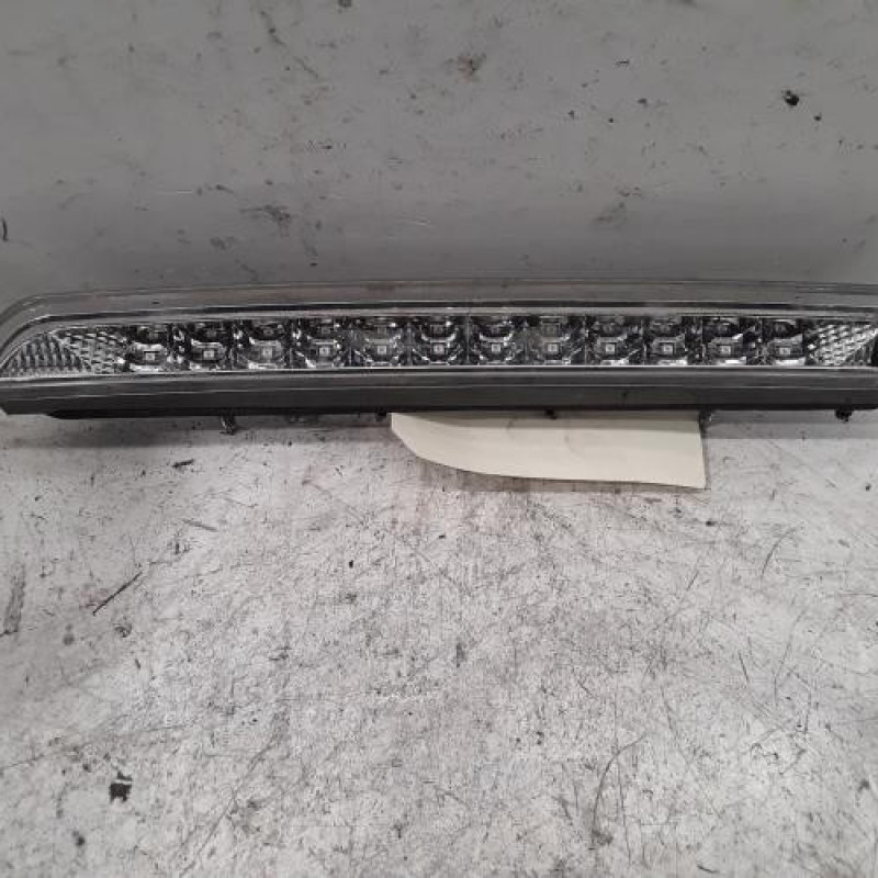 Feu arriere stop central PEUGEOT 308 2 SW Feu arriere stop central PEUGEOT 308 2 SW