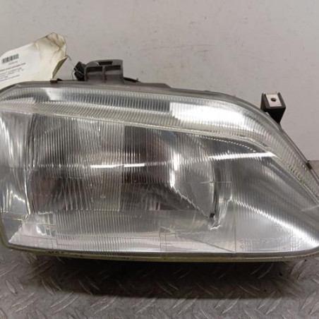 Optique avant principal droit (feux)(phare) RENAULT SCENIC 1 Photo n°1