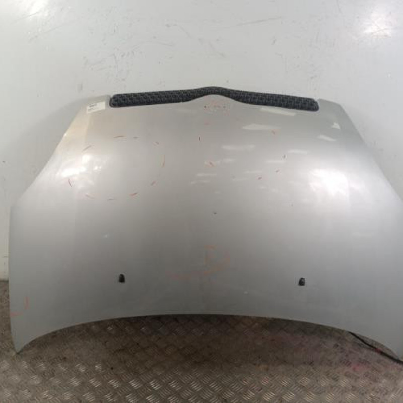 Capot TOYOTA YARIS 1