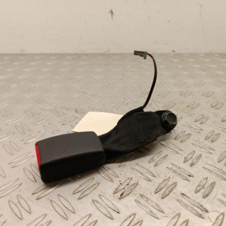 Attache ceinture arriere gauche RENAULT CAPTUR 1