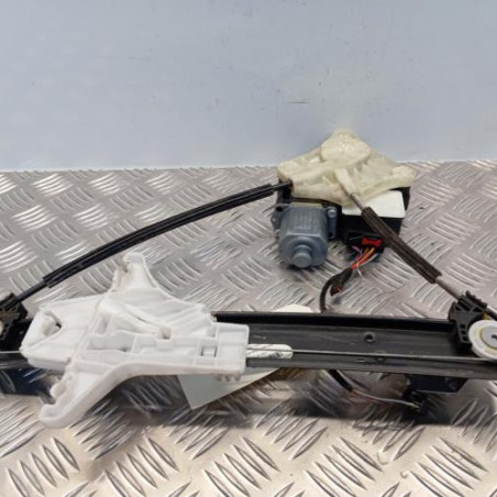 Leve vitre electrique arriere droit VOLKSWAGEN POLO 6 Photo n°1