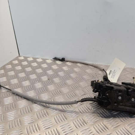 Serrure arriere droit VOLKSWAGEN POLO 6 Photo n°1