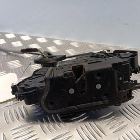 Serrure avant gauche VOLKSWAGEN POLO 6