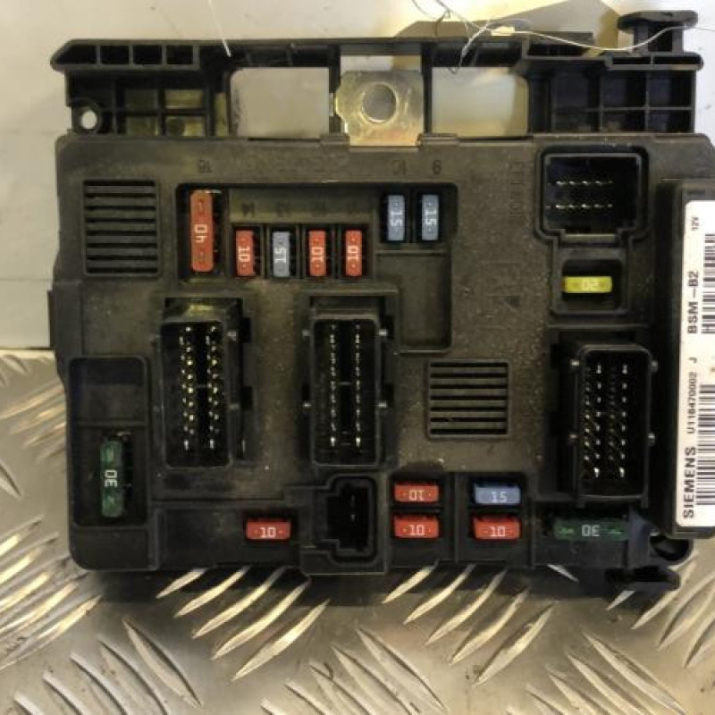 Boitier servitude moteur (BSM) PEUGEOT 206