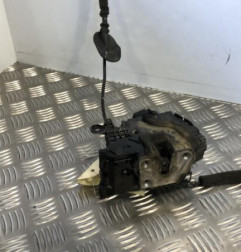Serrure avant droit RENAULT CAPTUR 1