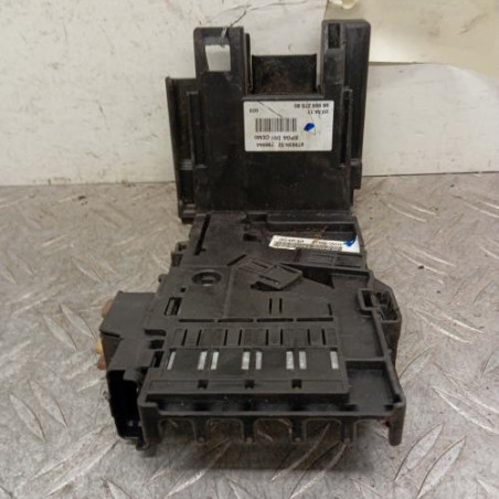 Porte fusible PEUGEOT 3008 1 Photo n°1