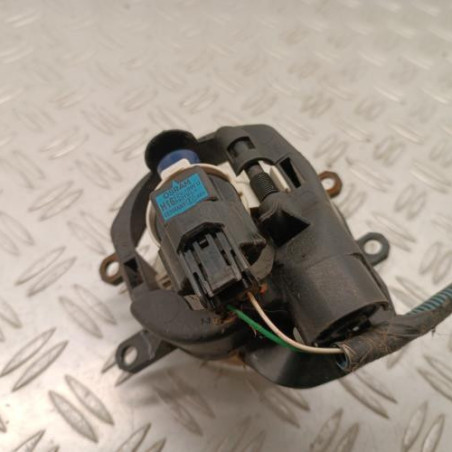 Anti brouillard gauche (feux) TOYOTA YARIS 3