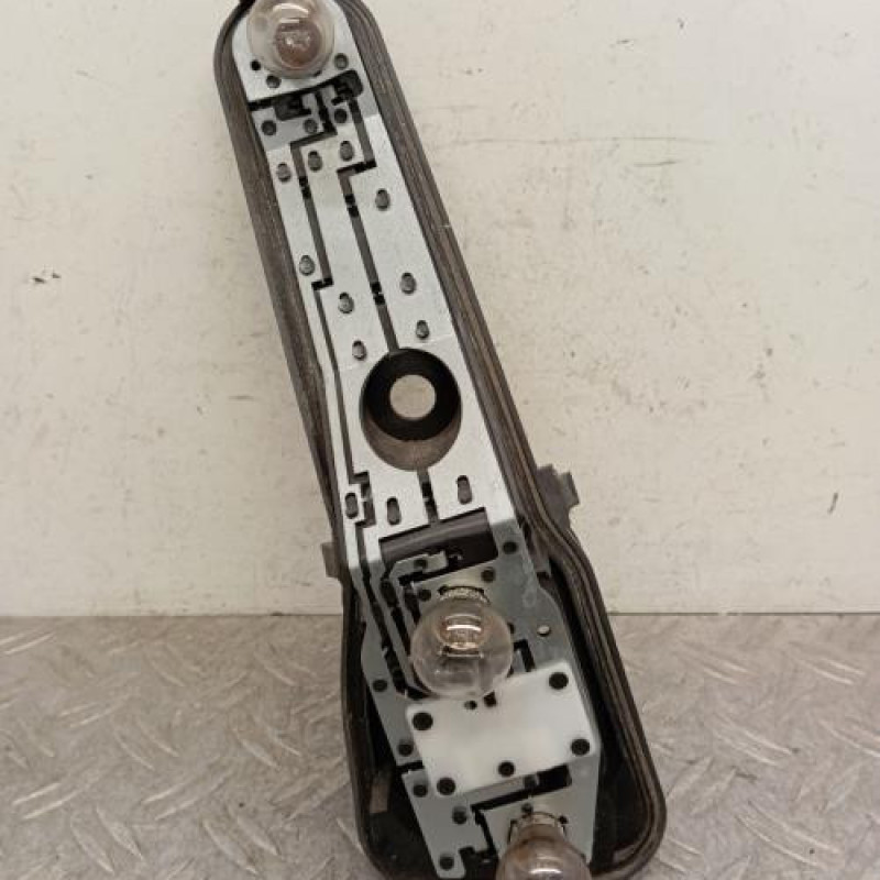 Platine feu arriere droit PEUGEOT 206 Platine feu arriere droit PEUGEOT 206