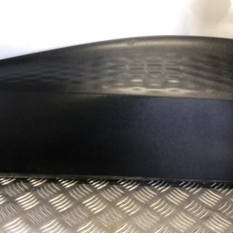Baguette de porte arriere droite RENAULT CAPTUR 1 Baguette de porte arriere droite RENAULT CAPTUR 1