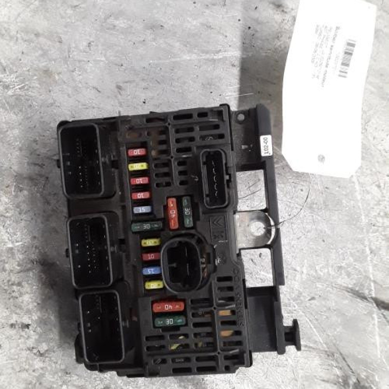 Boitier servitude moteur (BSM) PEUGEOT 407 Boitier servitude moteur (BSM) PEUGEOT 407