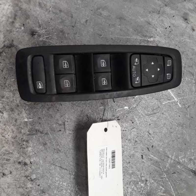 Interrupteur de leve vitre avant gauche RENAULT MEGANE 4