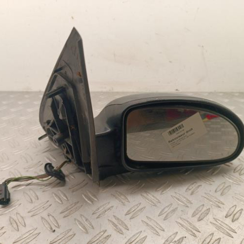 Retroviseur droit FORD FOCUS 1